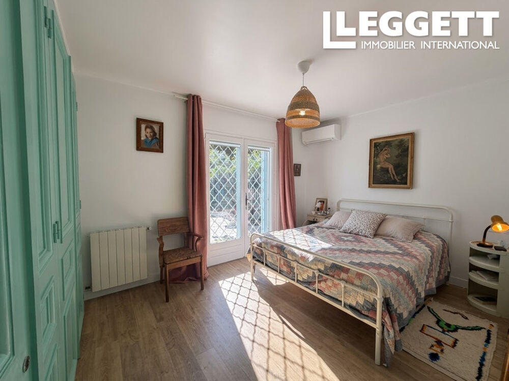 Vente Maison Villa de trois chambres avec studio piscine et terrain. Pignans