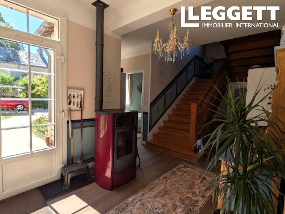 Vente Maison Maison familiale avec 3 chambres, atelier, dépendances et accès à la rivière situé dans hameau tranquille Thenay