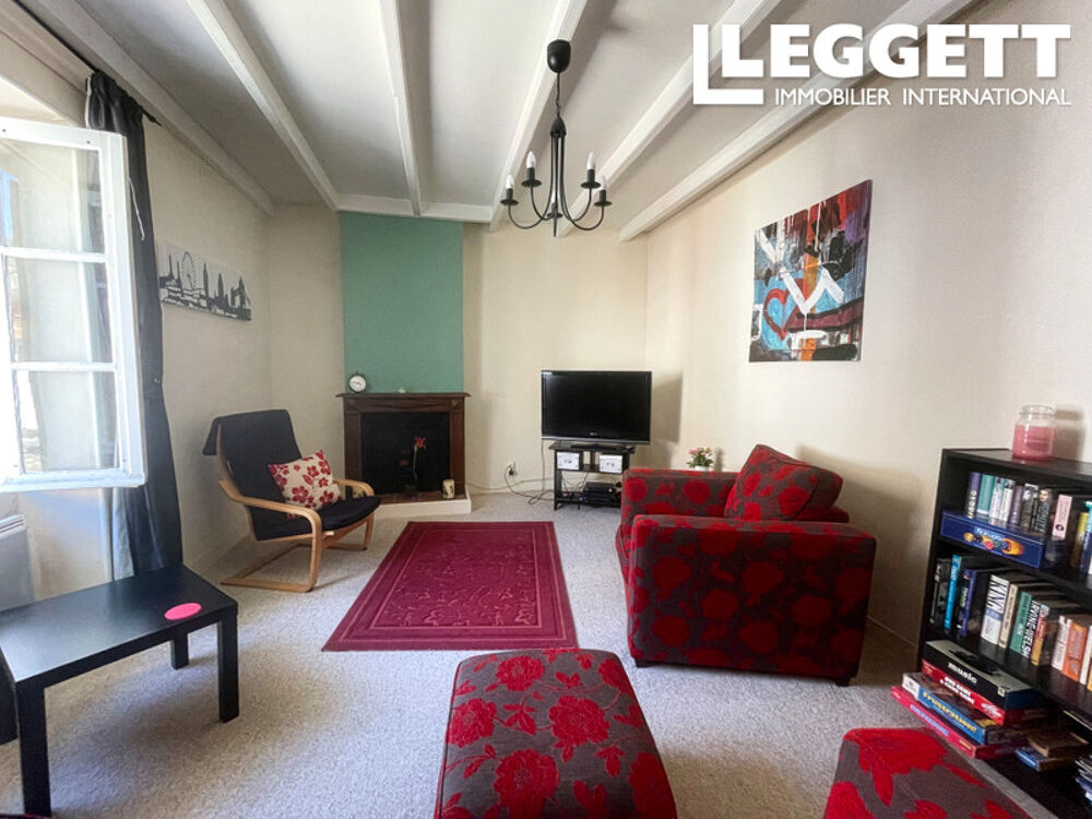 Vente Maison Maison de 3 chambres en bord de rivière avec garage attenant et un jardin offrant des vues sur la Vienne. Confolens