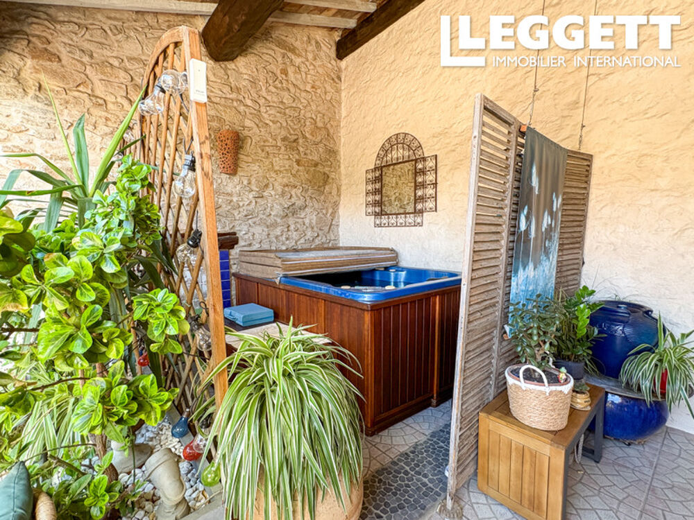 Élégante Maison de Maître avec Garage, Terrasse & Jacuzzi au c?ur des Corbières