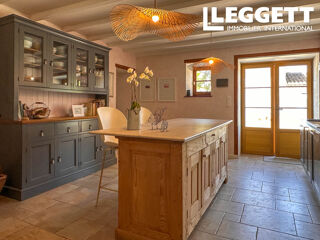  Maison à vendre 8 pièces 319 m²