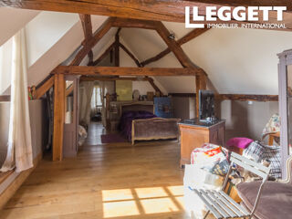  Propri�t�/ch�teau � vendre 10 pi�ces 692 m�