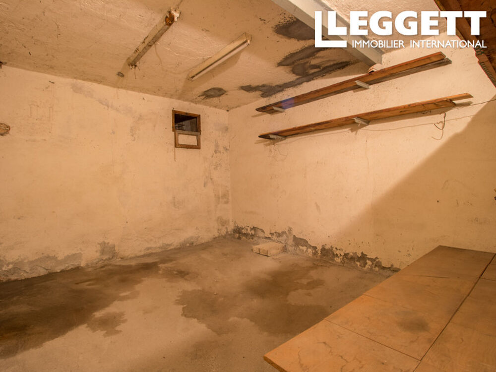À vendre ? Lot de caves et greniers au centre de Moûtiers, plus de 100 m² de dépendances à exploiter