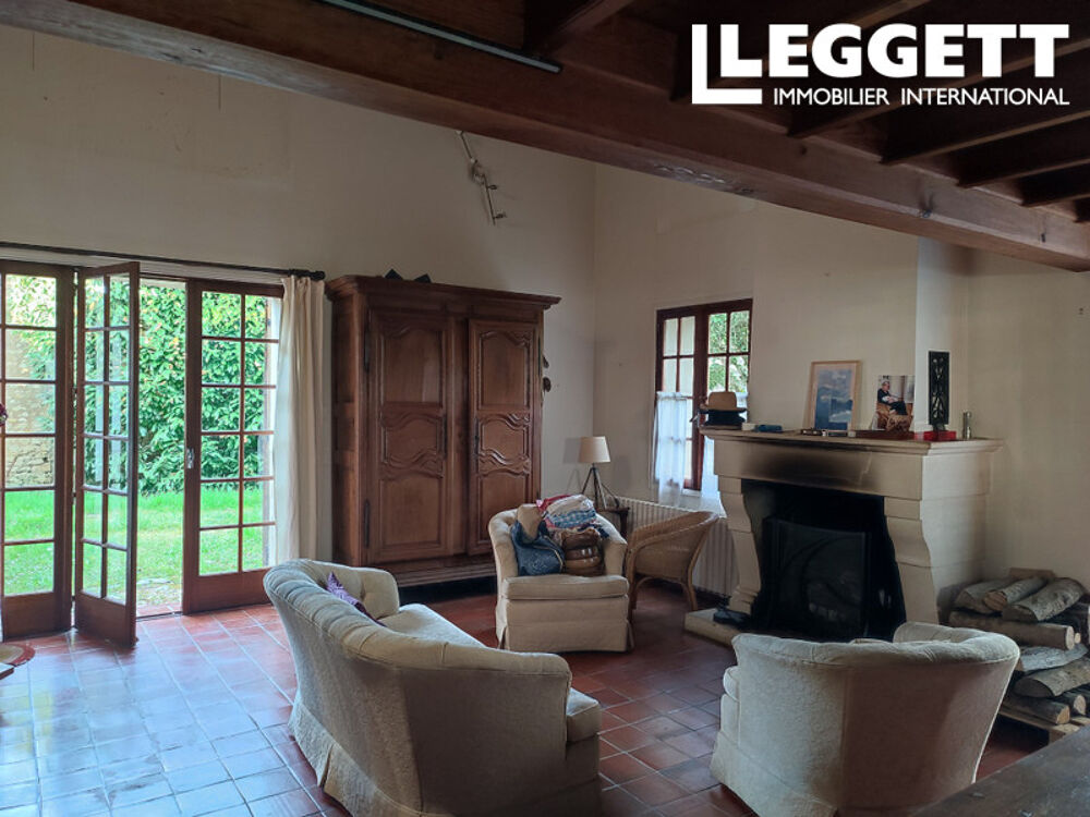 Annonce vente maison 5 pièces de 148m2 à Saint romain de benet (17600