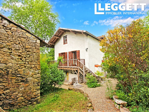   Charmante maison de 3 chambres avec un beau jardin, terrasses et piscine à quelques minutes du Mas d'Azil. Maison - 8 pièce(s) - 120 m²