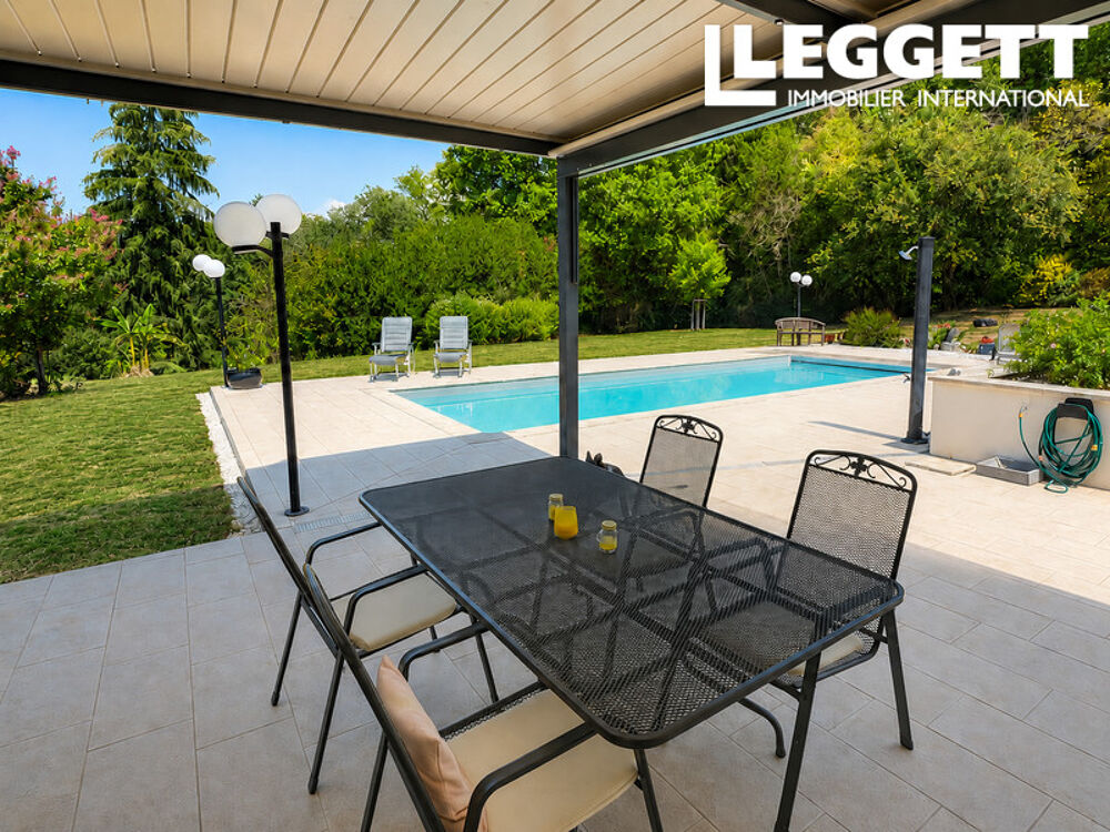Vente Maison Superbe propriété en pierre rénovée & piscine chauffée, granges et magnifiques jardins pres de Piegut Pluviers Étouars