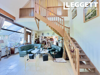  Maison à vendre 15 + pièces 625 m²