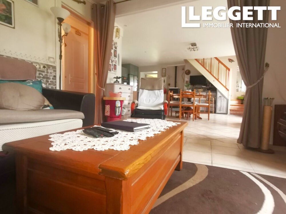 Vente Maison Maison en pierre + grand jardin. CARENTOIR: La Gacilly 9mns-Malestroit/Ploërmel/Redon 25mns-Vannes/Rennes 1hr. La gacilly