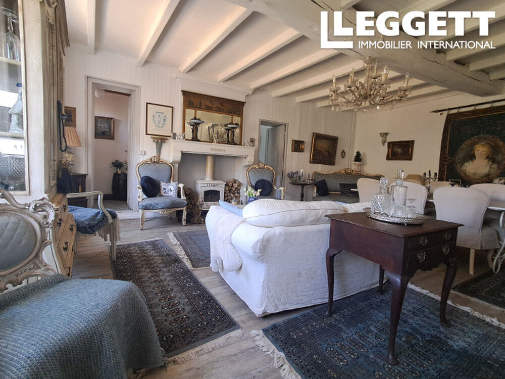 Vente Maison Charmante propriété, avec 4 chambres, un appartement indépendant, un gîte supplémentaire à rénover, piscine Siecq