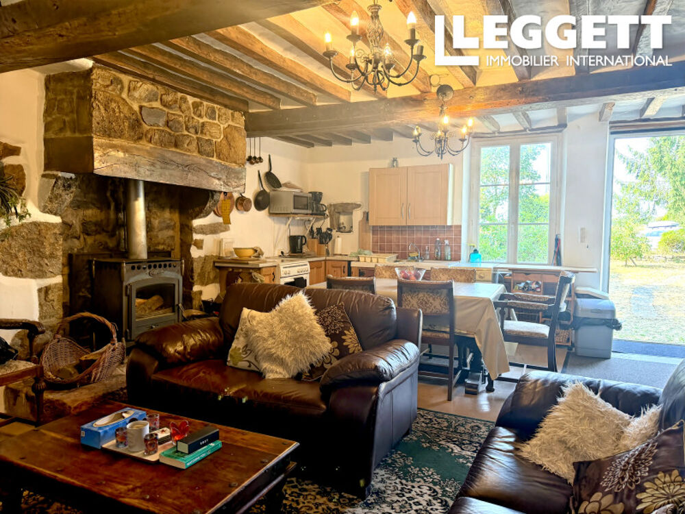 Vente Maison Charmante propriété en pierre avec maison de 3 chambres, gîte d'une chambre et nombreuses dépendances au calme Neuilly-le-vendin