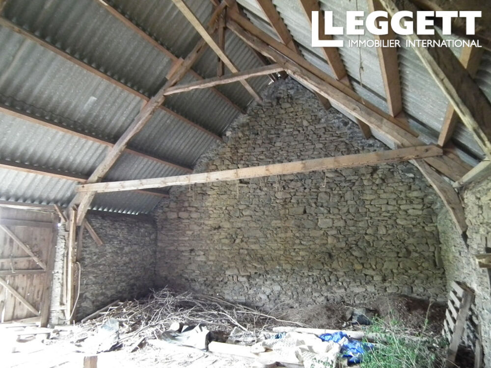 Vente Maison Charmante maison de 4 chambres avec grange et jardin, dans un hameau paisible à proximité des commodités Pontaumur