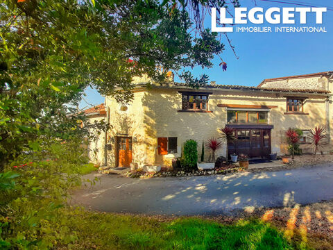   Maison en pierre avec 3 chambres dans un petit hameau tranquille. Terrasse sur le toit avec vue spectaculaire. Maison - 9 pi�ce(s) - 165 m�