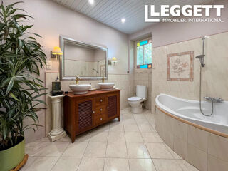  Maison � vendre 12 pi�ces 220 m�