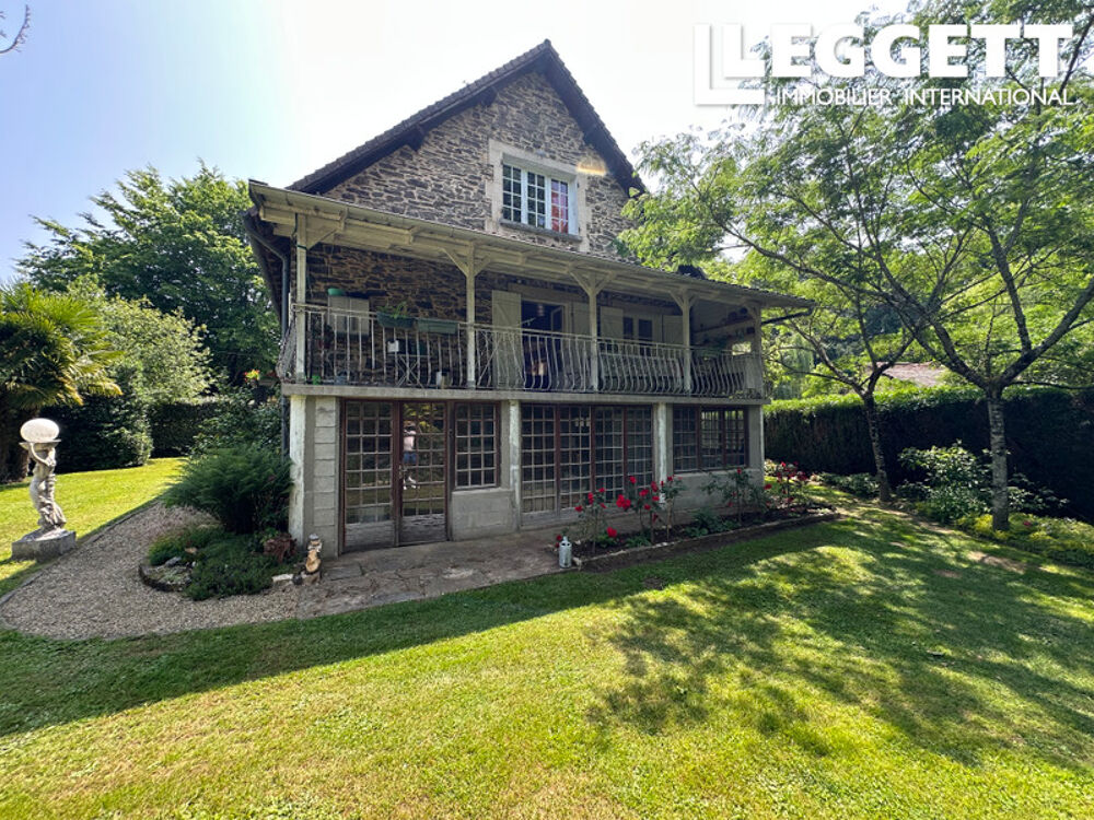 Vente Maison Cadre exceptionnelle pour cette ancien moulin rénové avec son étang et rivière, en zone non et terrain 1/2 ha. Sarlande