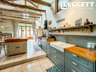  Maison � vendre 9 pi�ces 302 m�