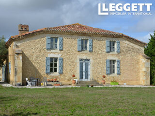  Maison  vendre 8 pices 280 m