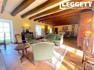  Maison � vendre 9 pi�ces 240 m�