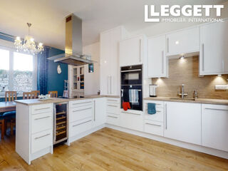  Maison � vendre 9 pi�ces 280 m�