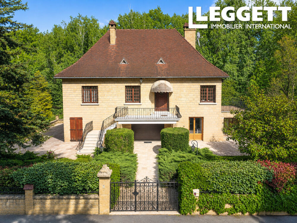 Propriété de caractère et d'opportunités avec dépendances et parc riverain | Vallée du Céou - 19km Sud Sarlat