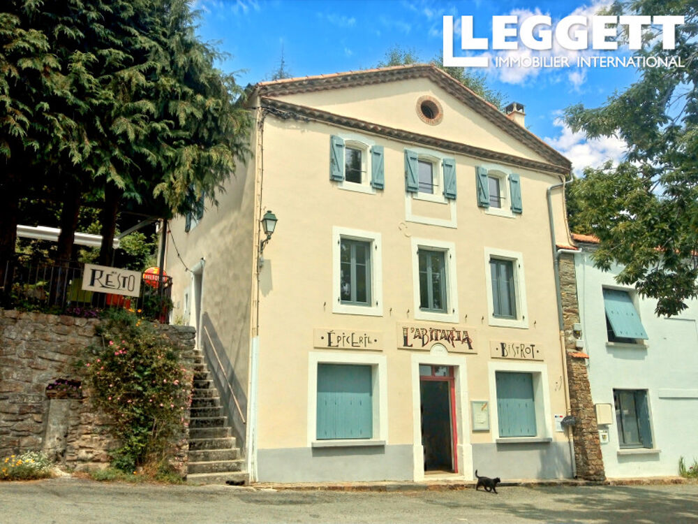   Charmant ancien bar-restaurant de village avec appartement des propriétaires et jardin, dans la Montagne Noire 