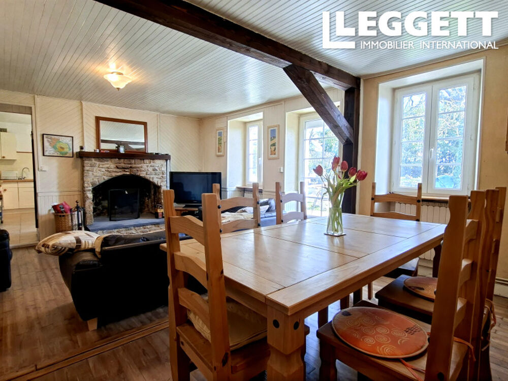 Vente Maison Jolie maison de caractère avec 4 chambres et terrain clos. LuxÉ