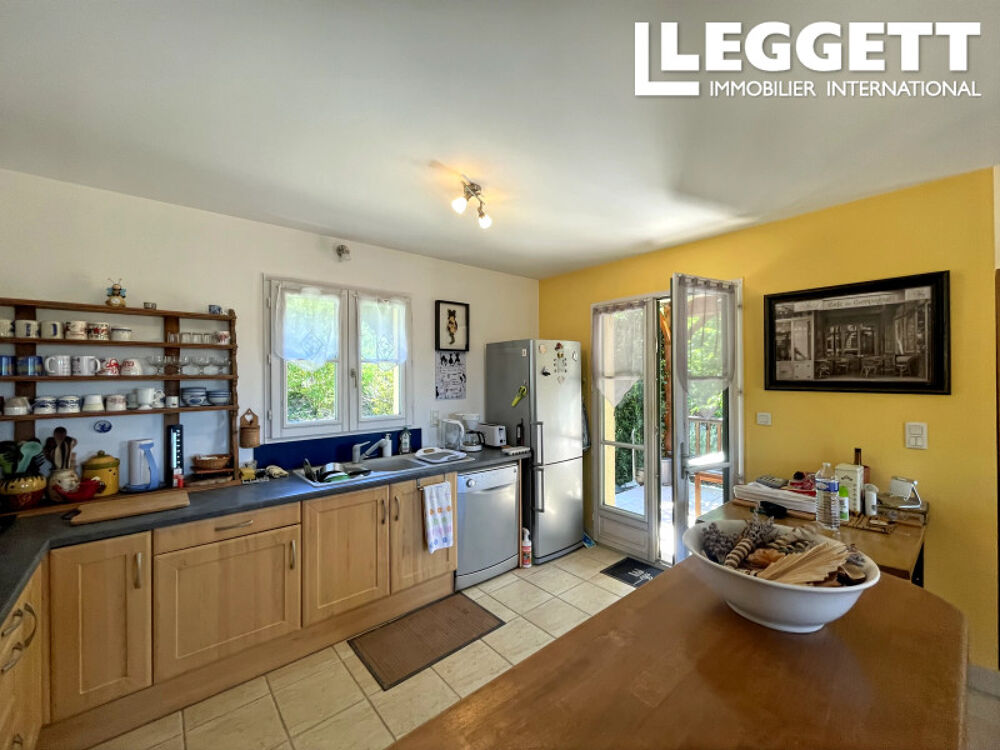 Vente Maison Maison de plain-pied avec 3 chambres, terrasse et vue dégagée, à proximité de Lalinde Badefols-sur-dordogne