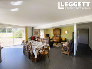  Maison à vendre 12 pièces 265 m²