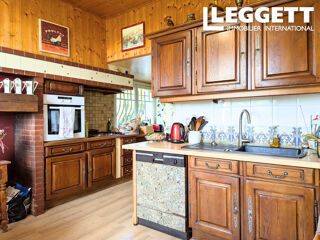  Maison  vendre 15 + pices 266 m