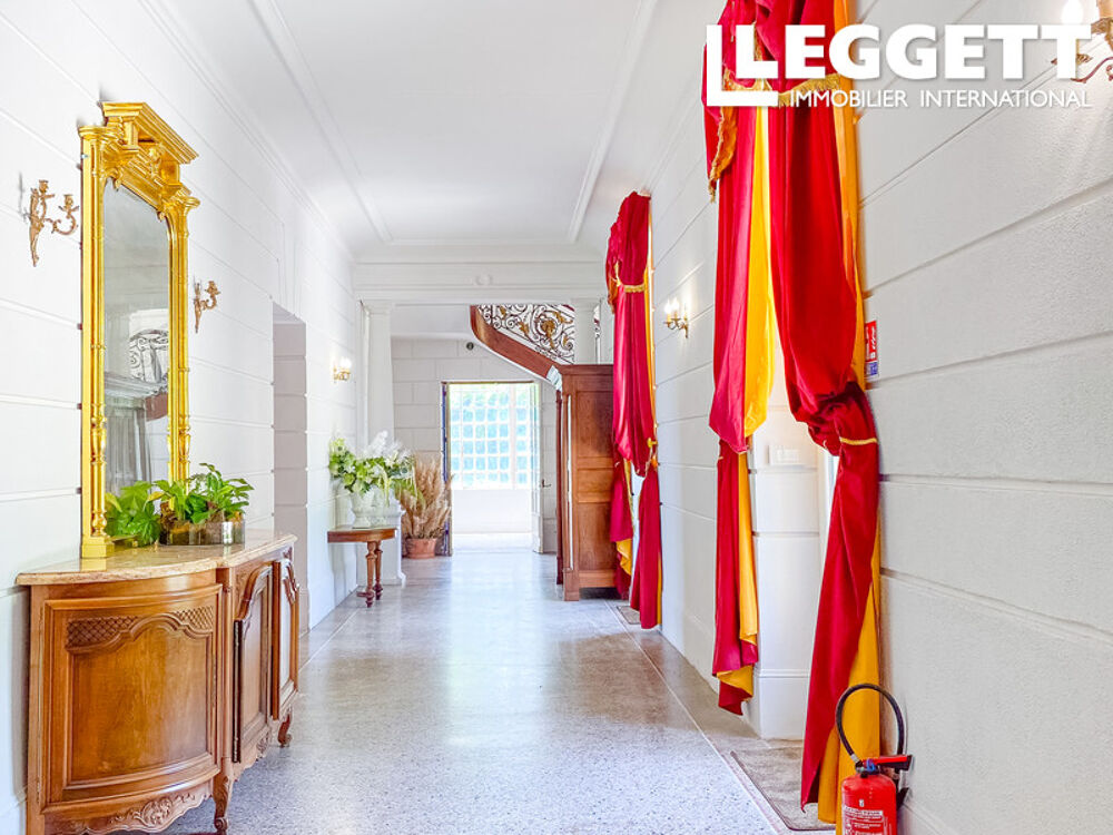 à vendre  Propriété/château Marcilloles (38260)