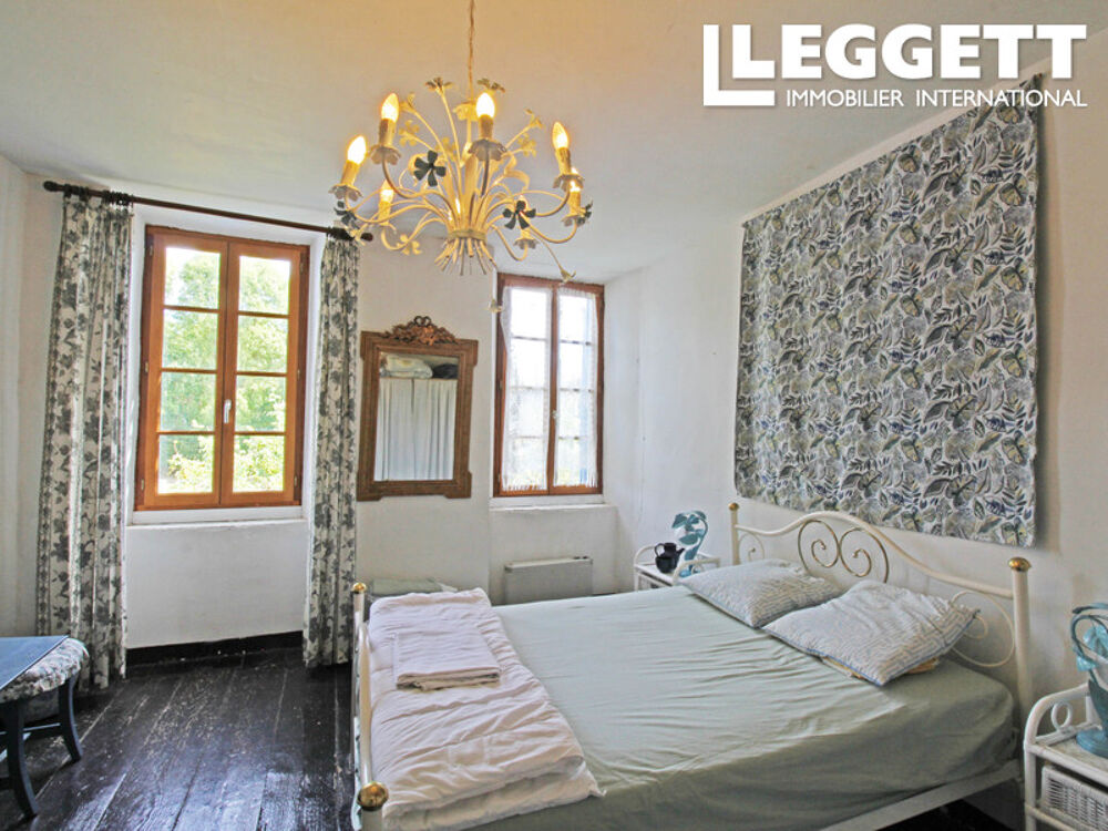 Vente Maison Maison de caractère avec terrasse ombragée, vaste jardin et piscine à 15 minutes de Mirepoix Peyrefitte-du-razÈs