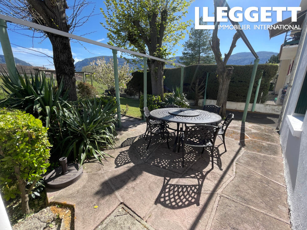 Vente Maison Attrayante, maison moderne de quatre chambres avec balcon, jardin mature et vues imprenables dans l?Aude Quillan