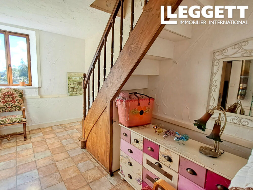 Vente Maison Propriété de 4 chambres située dans le centre de Saint-Mathieu,  commerces et commodités accessibles à pied. Saint-mathieu