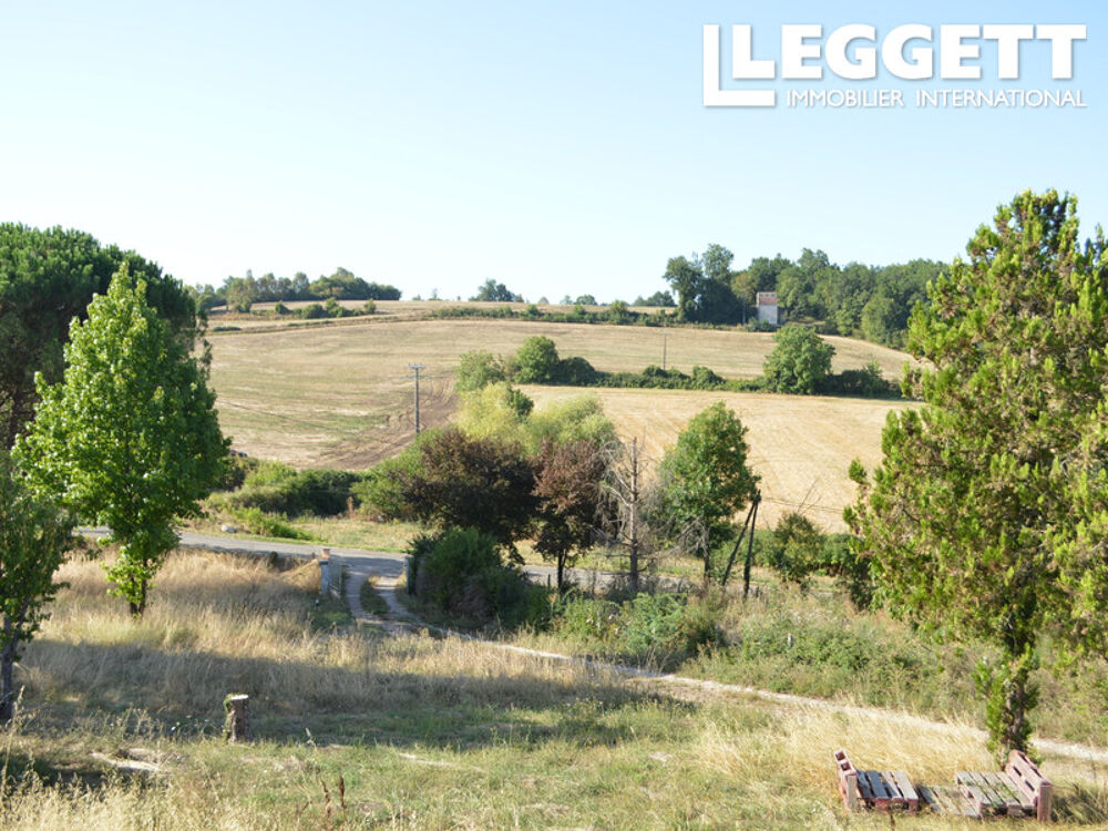Vente Maison Entre de TONNEINS et de CASTELMORON SUR LOT, Maison à rafraîchir avec vue imprenable sur les coteaux Laparade