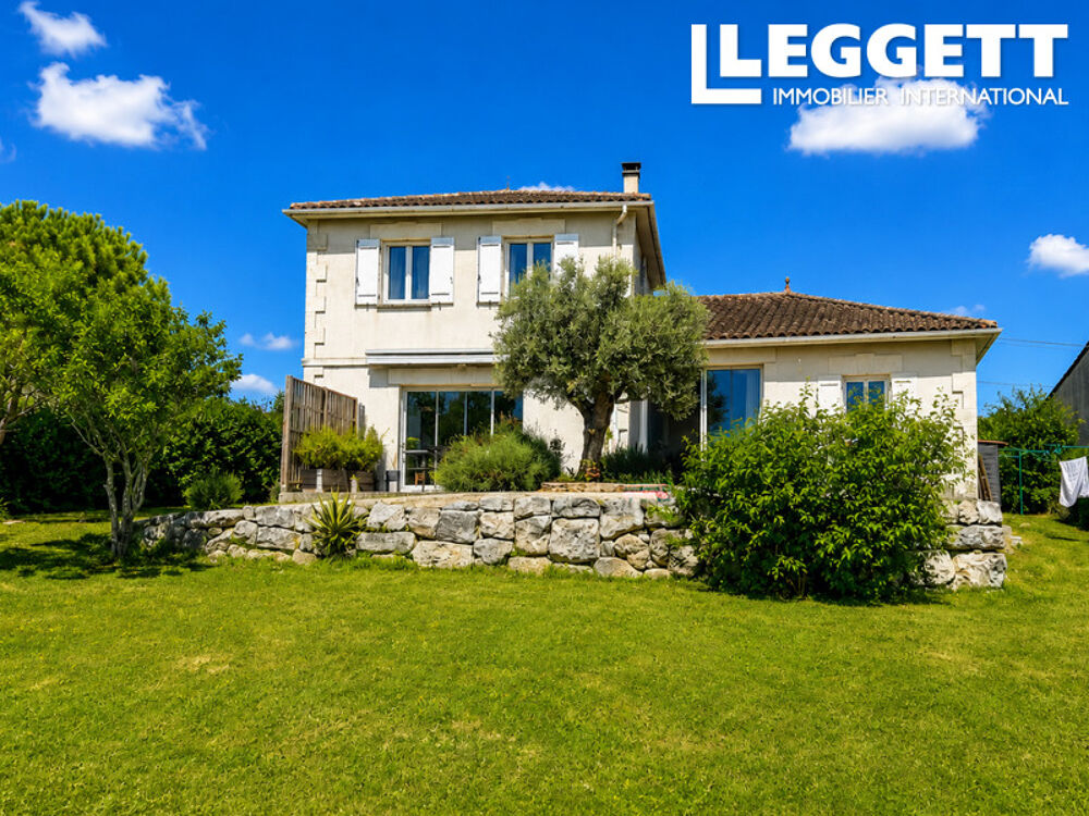 Vente Maison Superbe maison au calme avec piscine dans un cadre de campagne vallonnée, plus qu'à poser ses valises. Marsac