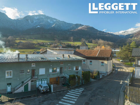   Proprit d'environ 200 m  rinventer : 4 appartements, jardin et forte valorisation possible Appartement - 10 pice(s) - 199 m