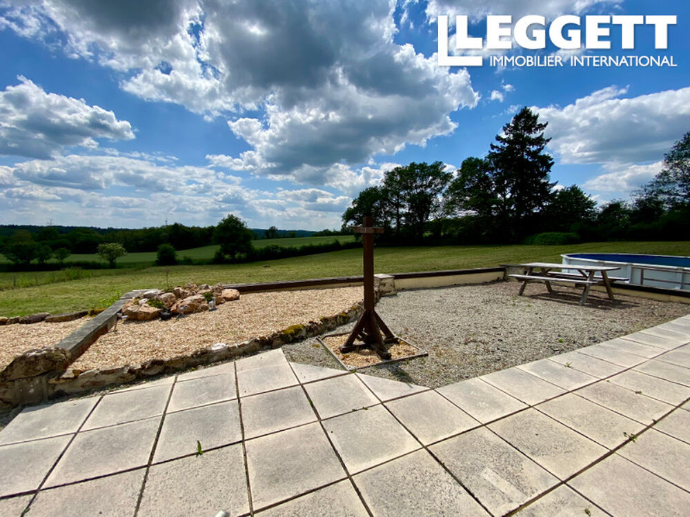 Vente Maison Maison de caractère, de 5 pièces avec grange/hangar et beau terrain avec belles vues Les salles-lavauguyon