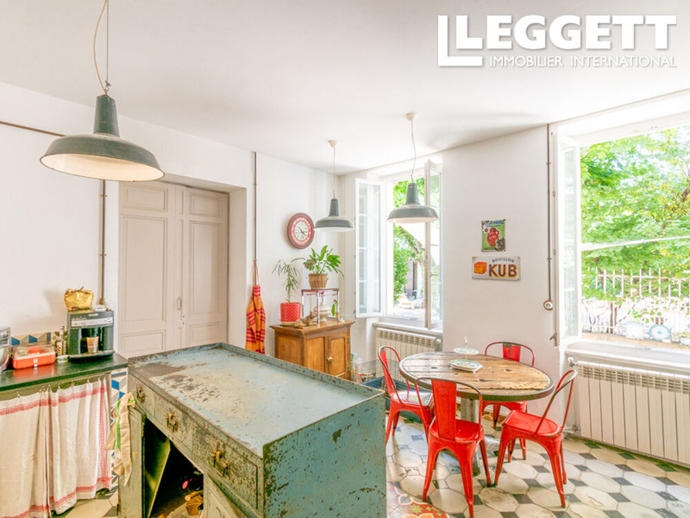 Vente Maison Maison de maître avec gîte rénové, jardin, piscine et garage à 5 km du Canal du Midi Canet