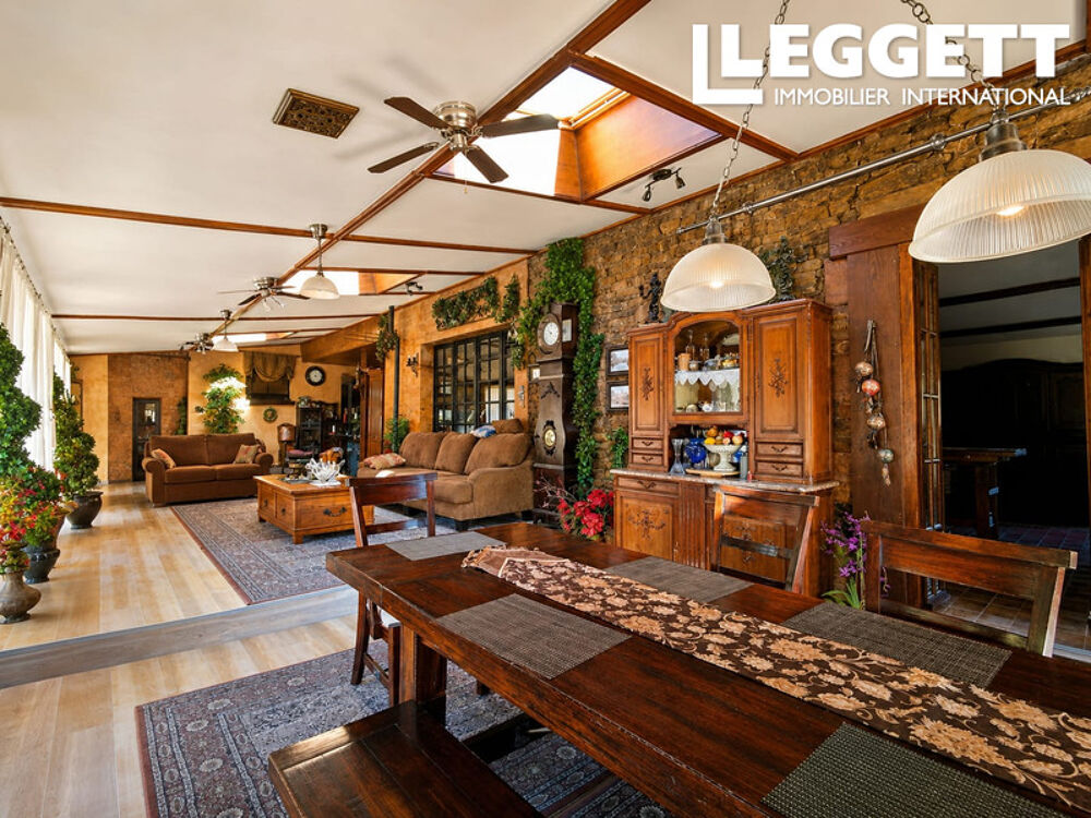 Vente Maison Propriété de caractère avec maison d'amis, 8 chambres, dépendances et garages à Saint-Denis-de-Gast Saint-denis-le-gast