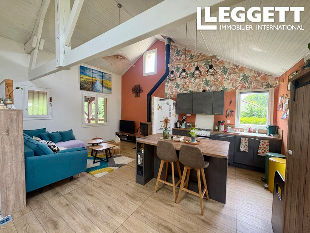 Vente Maison Superbe emplacement face à un lac de loisirs, maison familiale de 4 chambres. Style moderne et de caractère. Saint-estÈphe