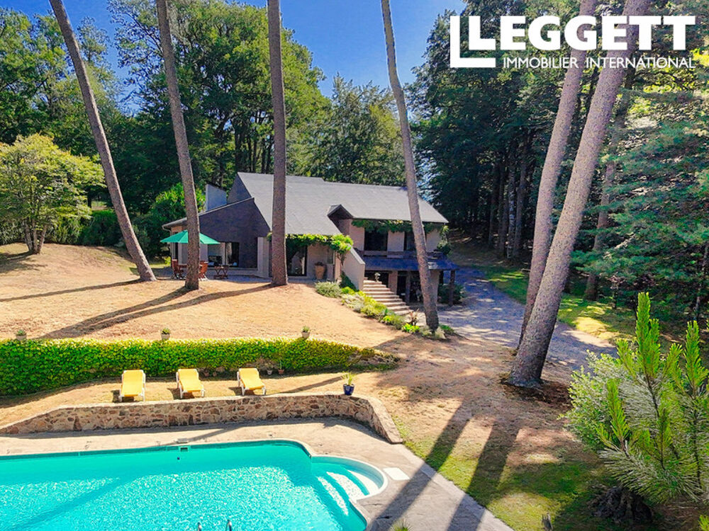 Maison d'architecte avec piscine, gîte à aménager et terrains constructibles près de Limoges