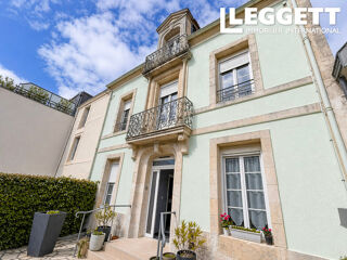  Maison à vendre 11 pièces 214 m²