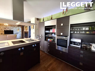  Maison à vendre 10 pièces 204 m²
