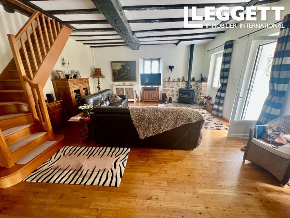 Vente Maison Deux maisons réunies dans un écrin de verdure ? 191 m², 4 chambres dans un hameau plaisible de la Dordogne Busserolles