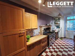  Maison � vendre 15 + pi�ces 330 m�