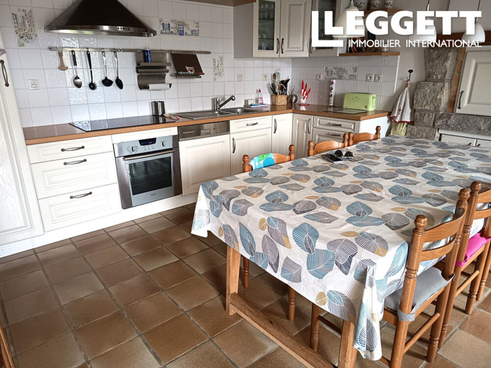Vente Maison Une maison familiale avec un grand jardin, située dans un cadre idyllique. LandÉvennec