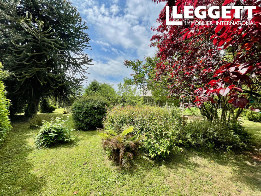 Vente Maison 2 km de Malestroit. Charmante maison non mitoyenne en pierre, située dans un hameau bucolique, Jardin, Garage. Saint-marcel
