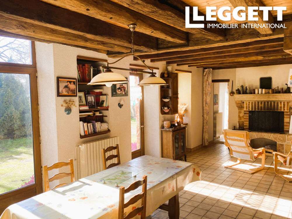 Belle longère Berrichonne en pierre rénovée avec paddocks