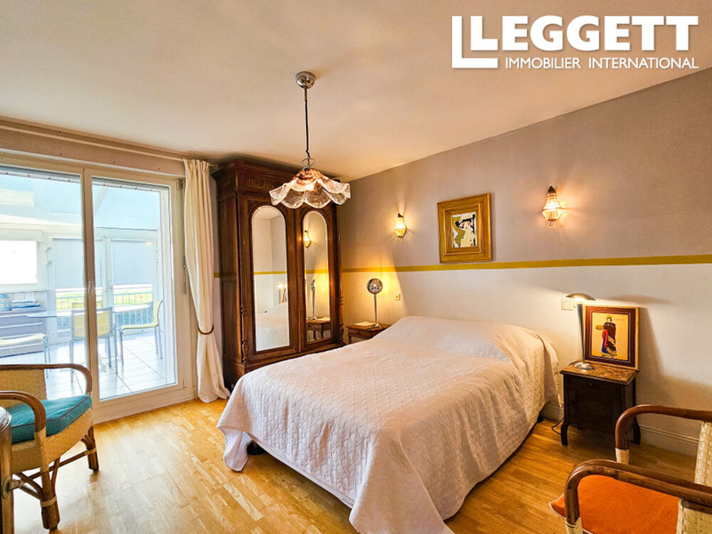 Vente Maison Grande propriété en centre-ville, pouvant comprendre trois logements ou une grande maison familiale. LocminÉ