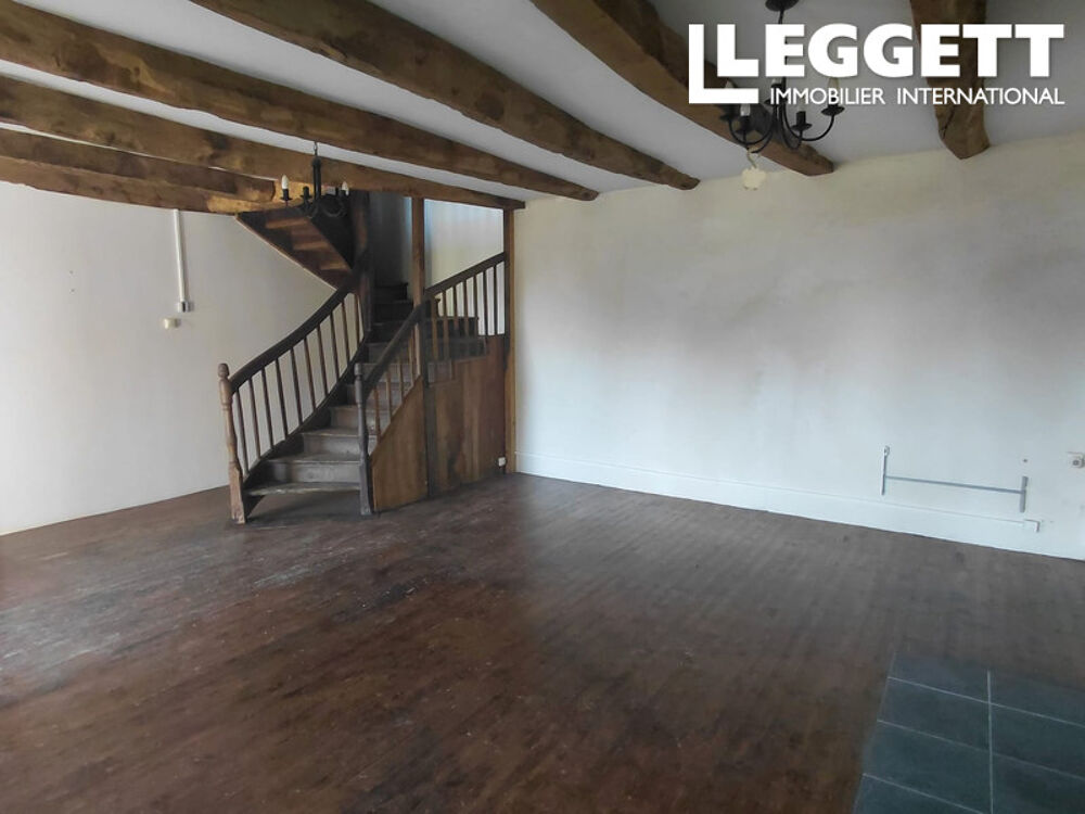 Vente Maison Maison en pierre de 4 chambres avec plusieurs dépendances et fort potentiel de rénovation  - 1876m2 de terrain Le menÉ