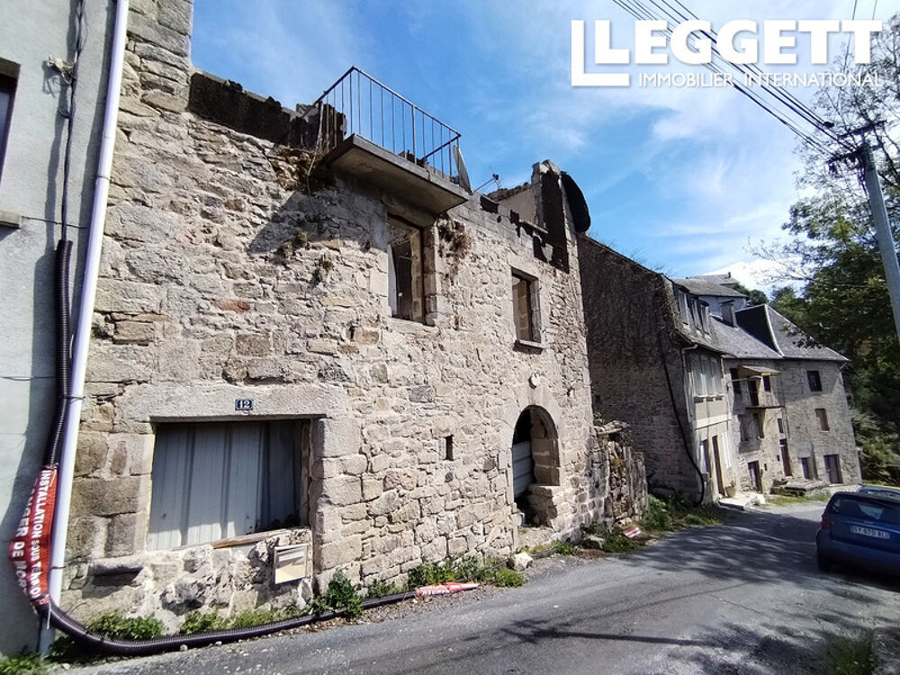 Vente Maison Emplacement unique à Treignac. Magnifique vue. À construire selon vos envies. Deux jardins. Treignac